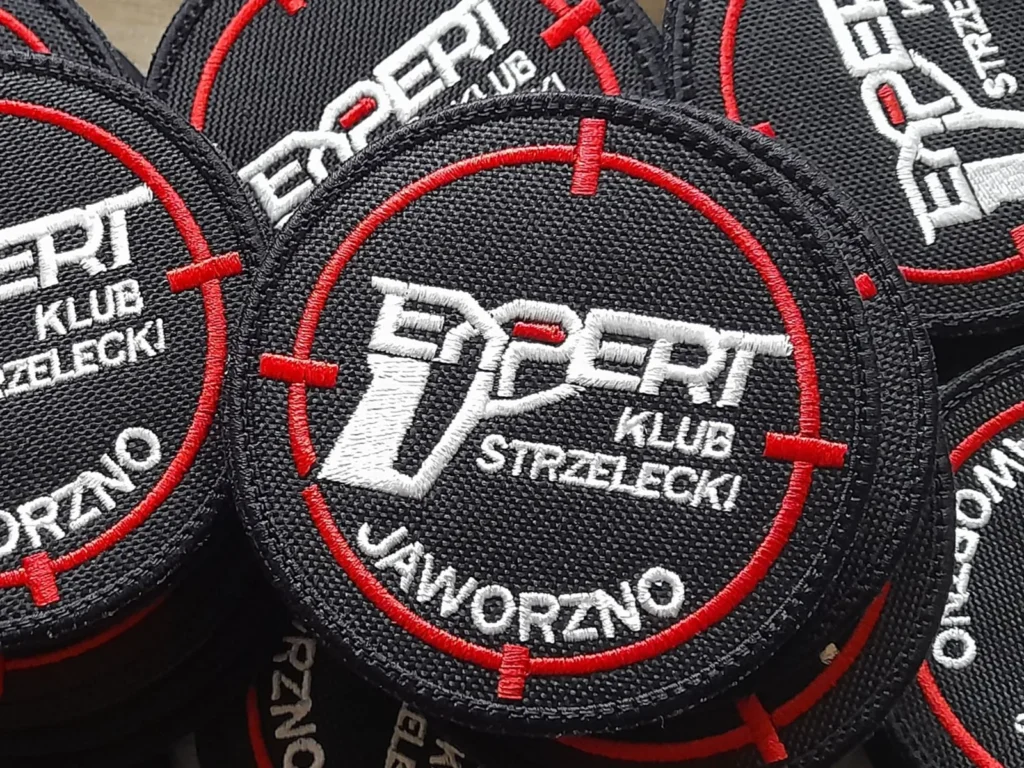 Naszywkiz rzepem dla klubu strzeleckiego Expert